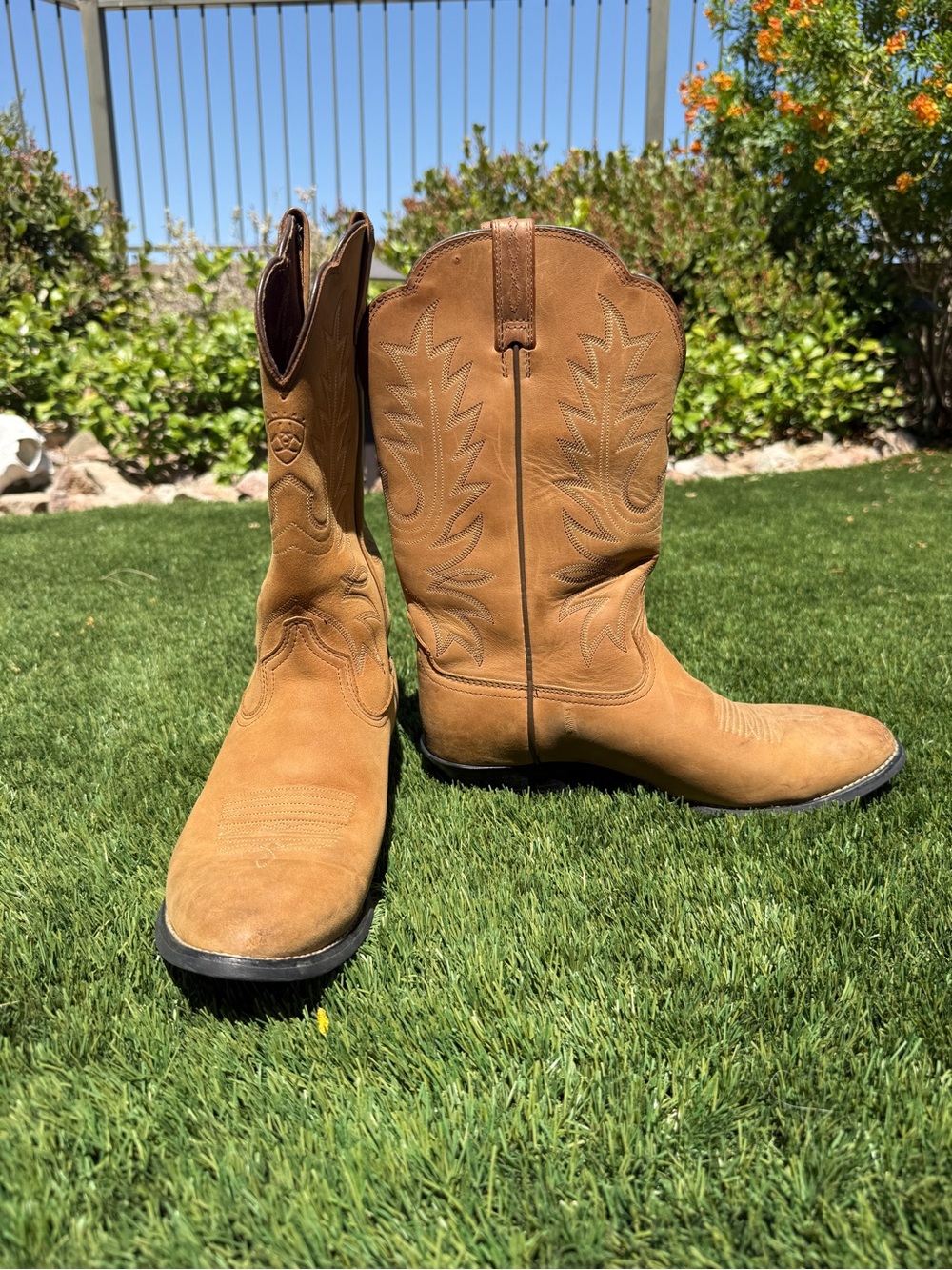Ariat Heritage R Toe Western Cowboy Boot 8C 8W - Picture 3 of 5